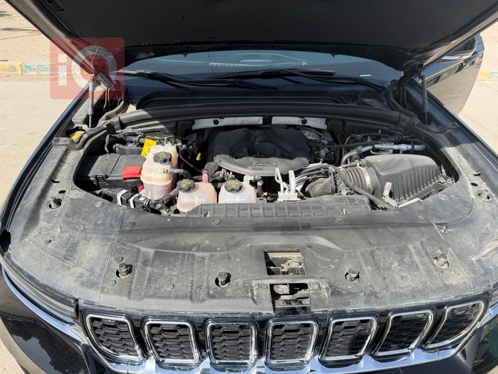 جيب جراند شيروكي